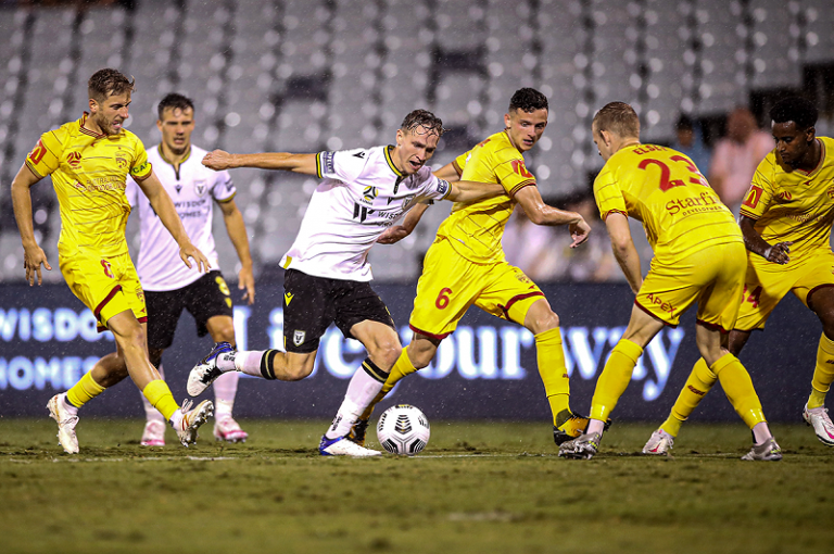 Adelaide United vs Macarthur Tip kèo